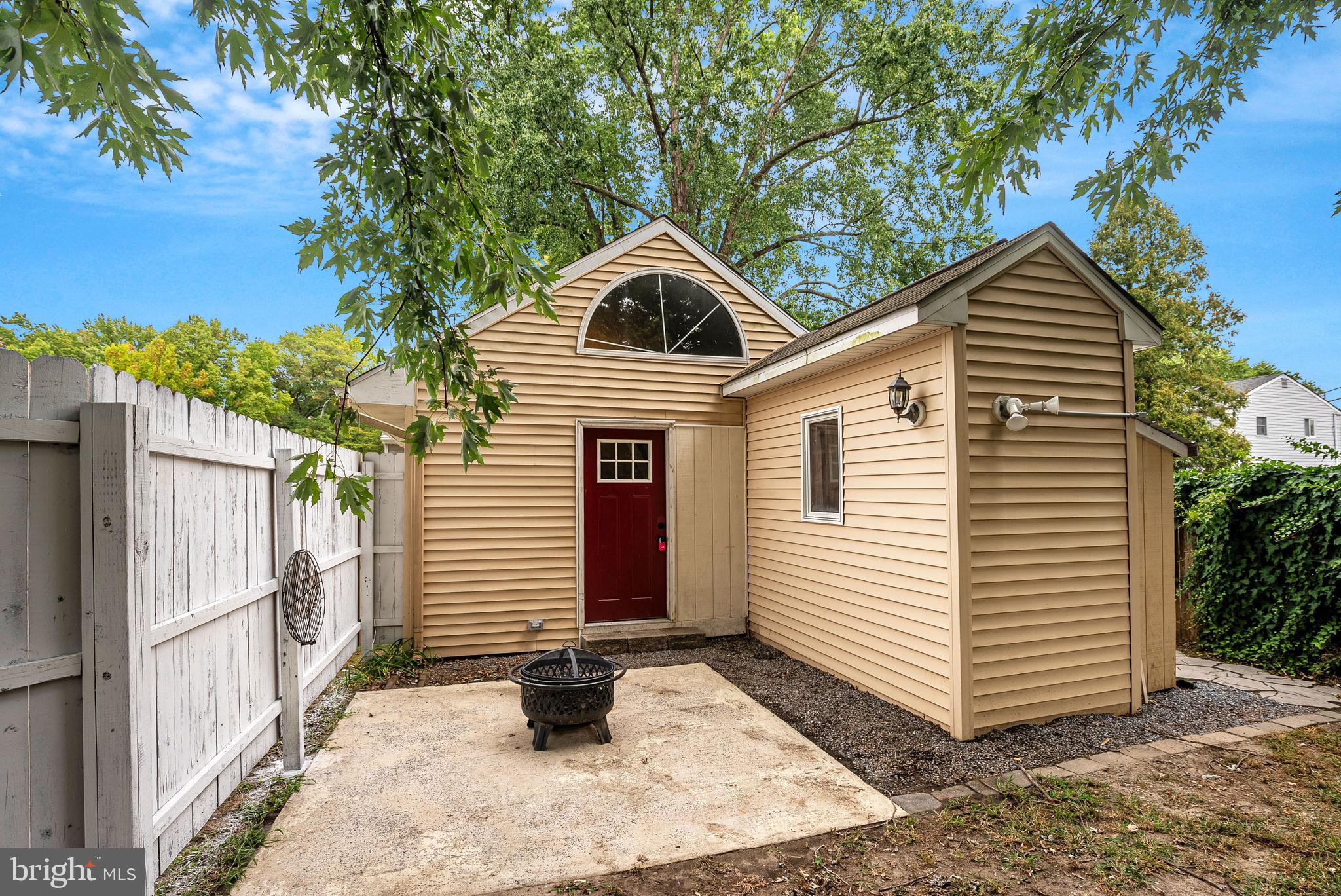 Private entrance to cottage/tiny home