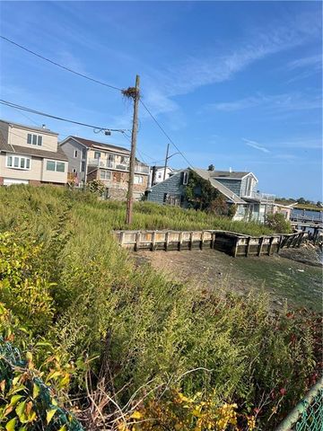 $995,000 | 3 Gain Court | Gerritsen Beach