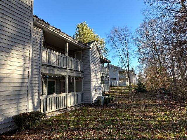 $184,900 | 85 Crown Knoll Court, Unit 112 | Groton