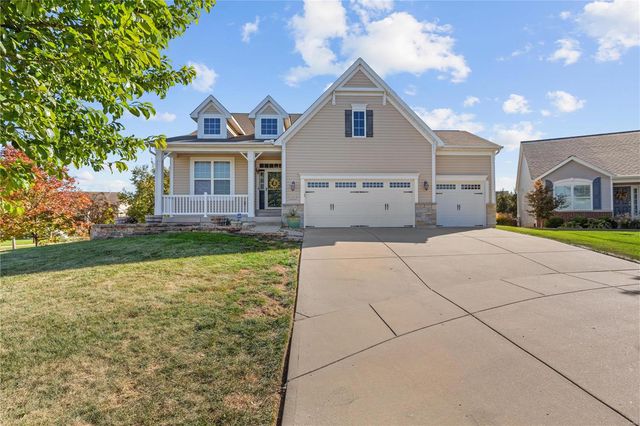 $499,900 | 1101 Meadow Oaks Court | Saint Peters