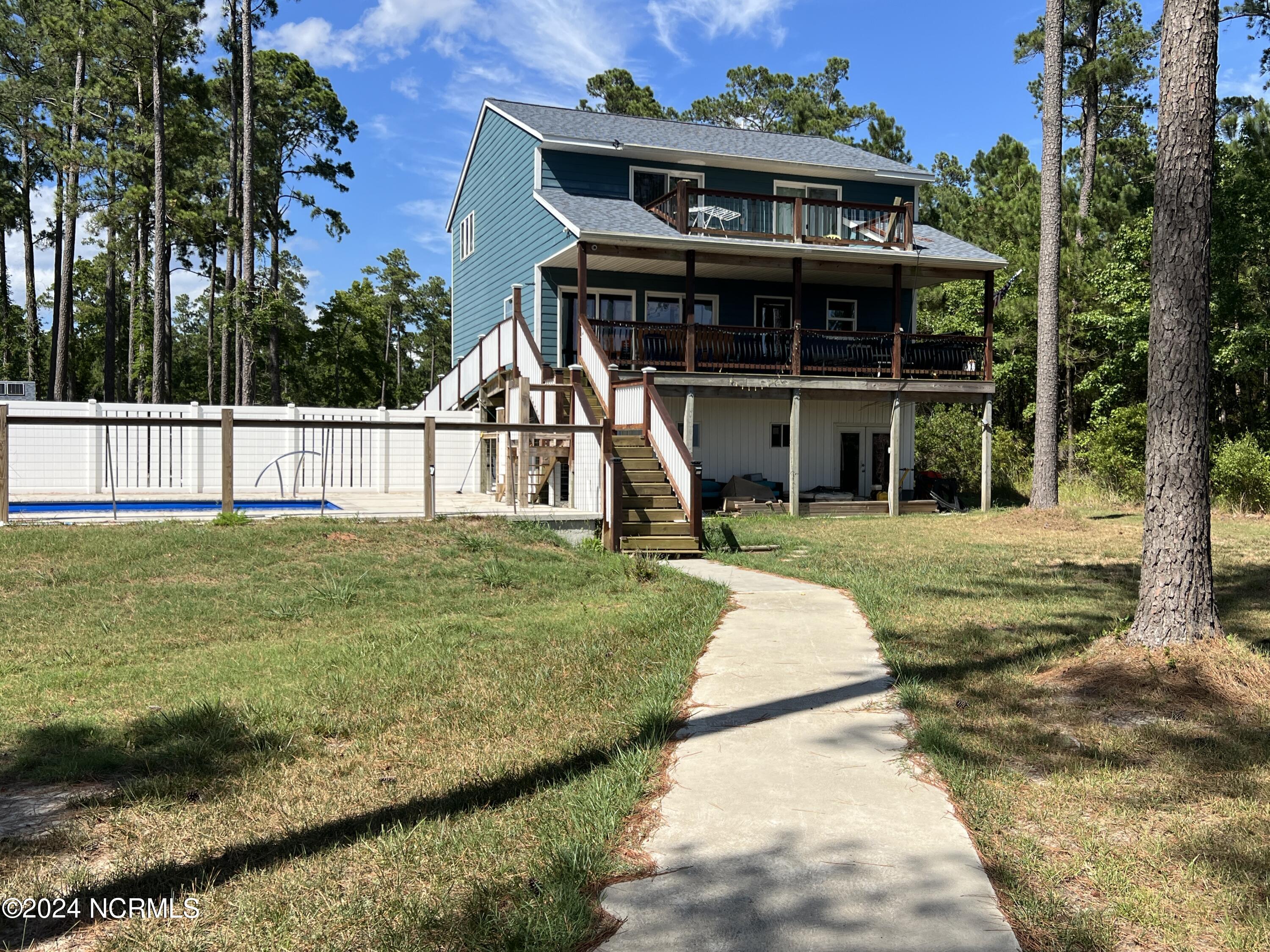 Water Frontage Pungo