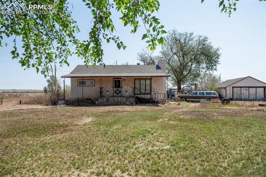 Front view of house.