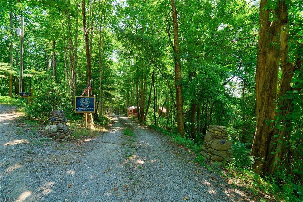 Entrance and drive to cabins