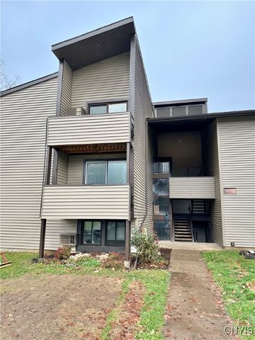 $1,100 | 533 Village Boulevard North | Village Green