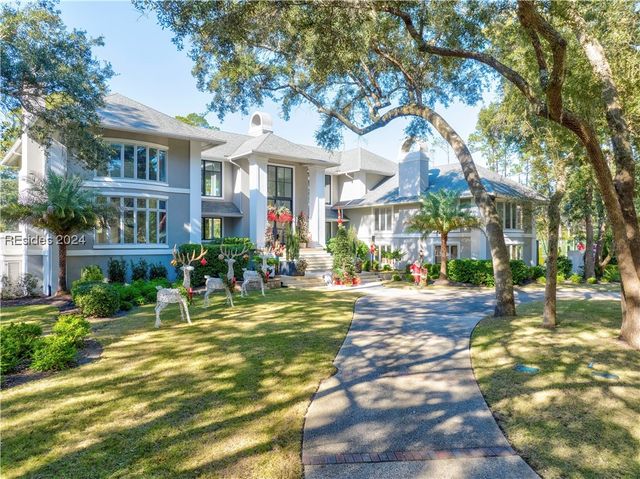 homes for sale in yacht cove hilton head sc