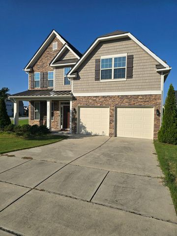 $2,600 | 7511 Mapleshire Drive | Bryson Village