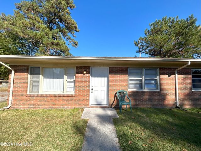 $900 | 41 Sophia Drive, Unit A | Jacksonville