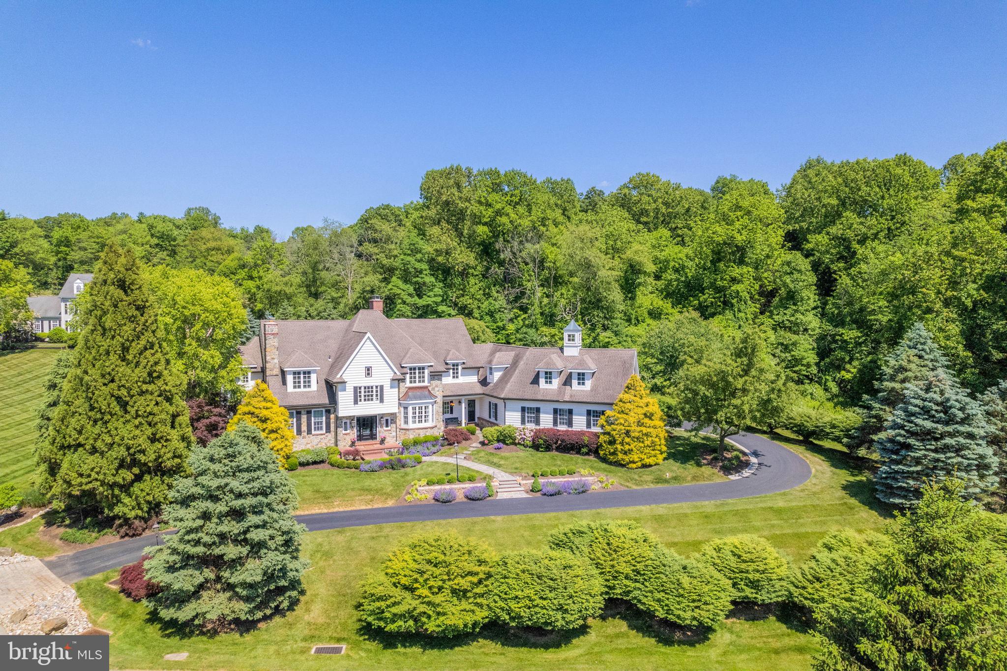 a view of a house with a big yard