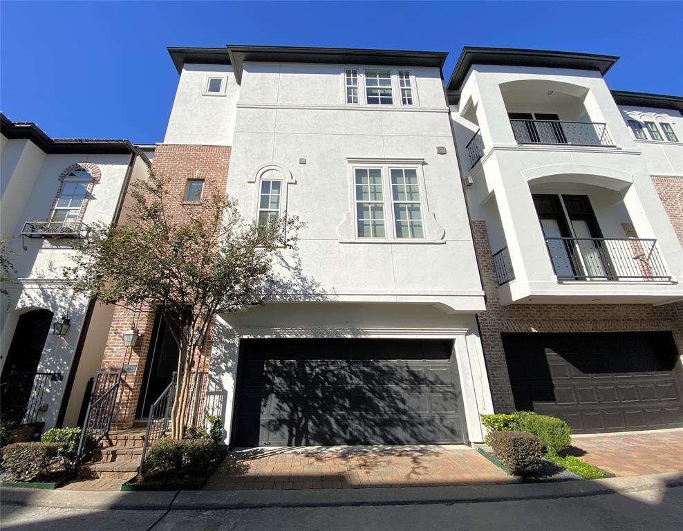 This free standing patio home is beautiful! Like 2711 Cohn Arbor Lane, the entire community is landscaped with crape myrtle trees.