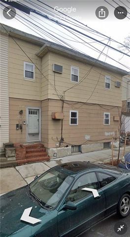 $899,900 | 22-03 125th Street | College Point