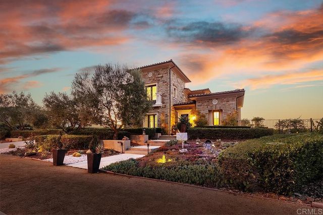 $3,880,000 | 18264 Avenida Manantial | Rancho Santa Fe