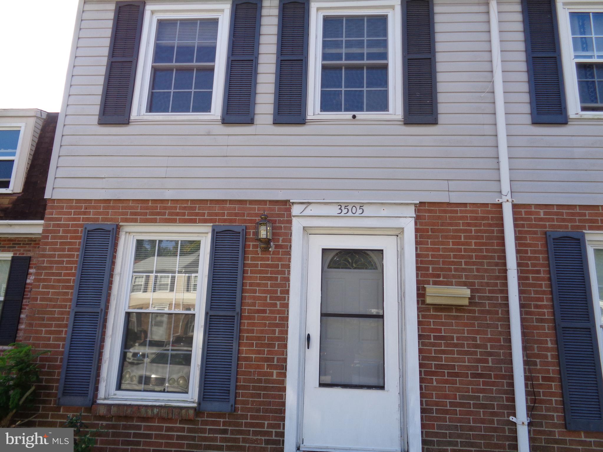 a view of front door of house