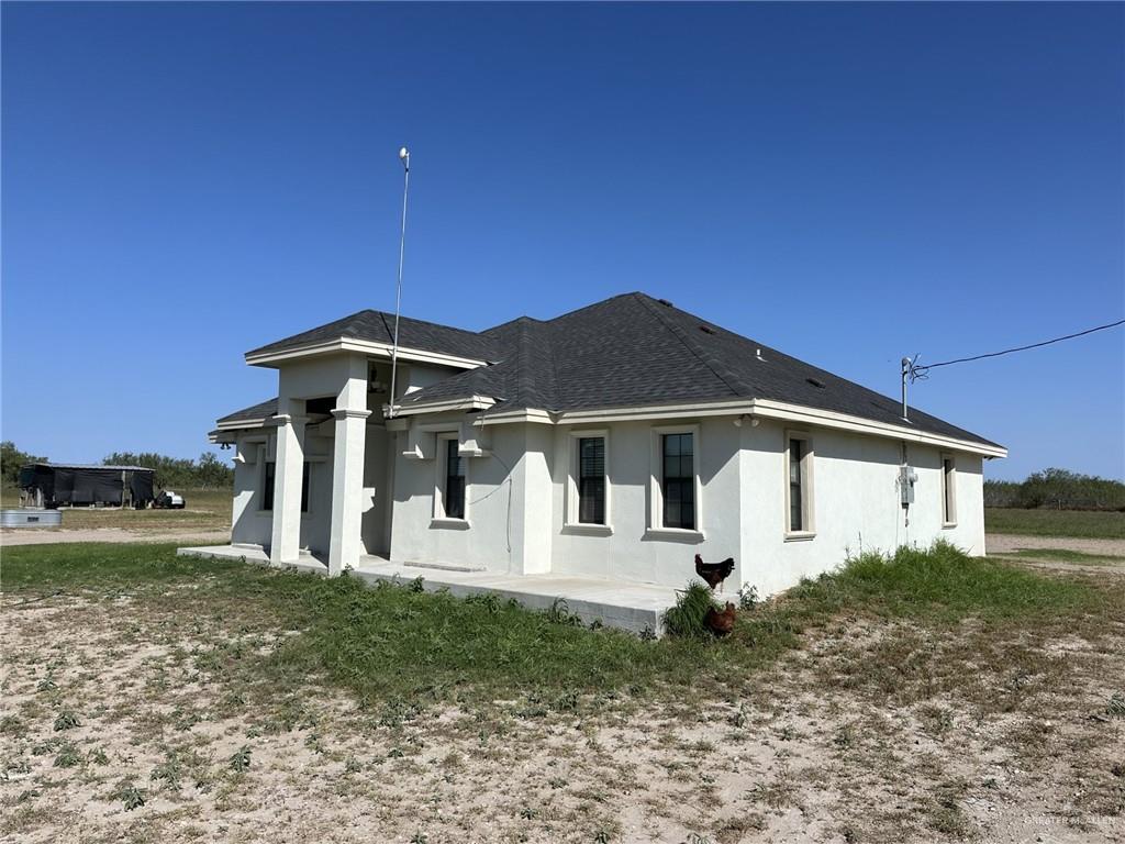 View of home's exterior