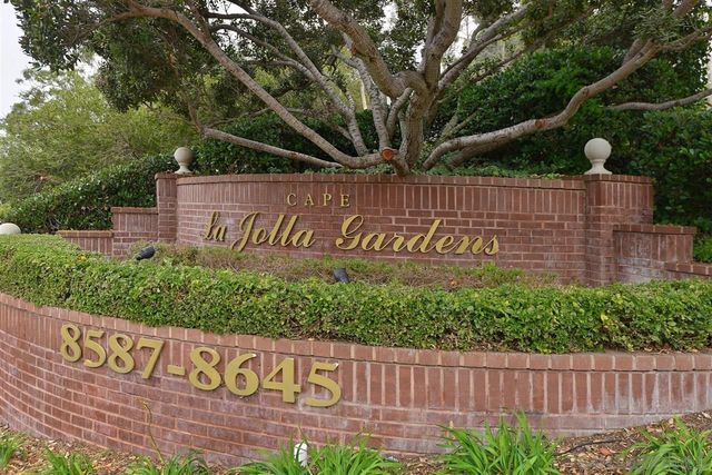 $869,000 | 8631 Via Mallorca, Unit B | La Jolla Village