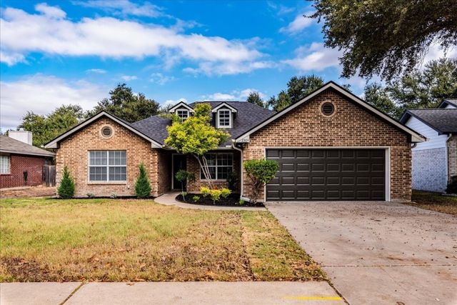 $399,000 | 2304 Sycamore Trail | South Creek