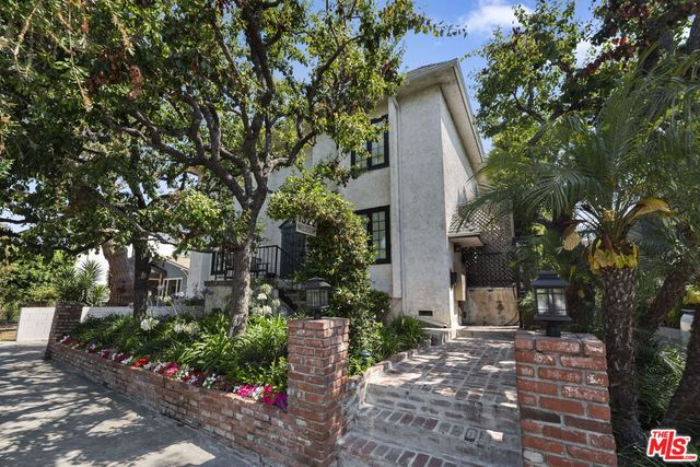 $749,000 | 1322 Wellesley Avenue, Unit 9 | West Los Angeles