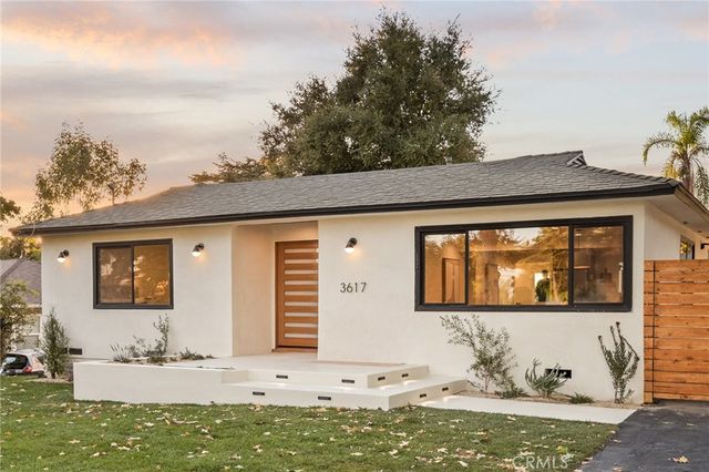 $1,888,000 | 3617 Fair Oaks Avenue | Altadena