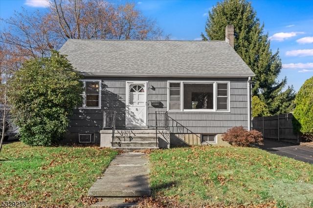 $425,000 | 18 Mullen Avenue | Wanaque