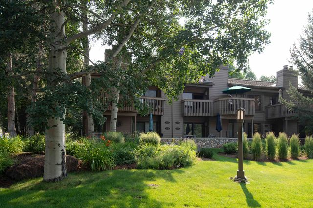 $895,000 | 1539 Snow Creek Condo Drive, Unit 39 | Sun Valley