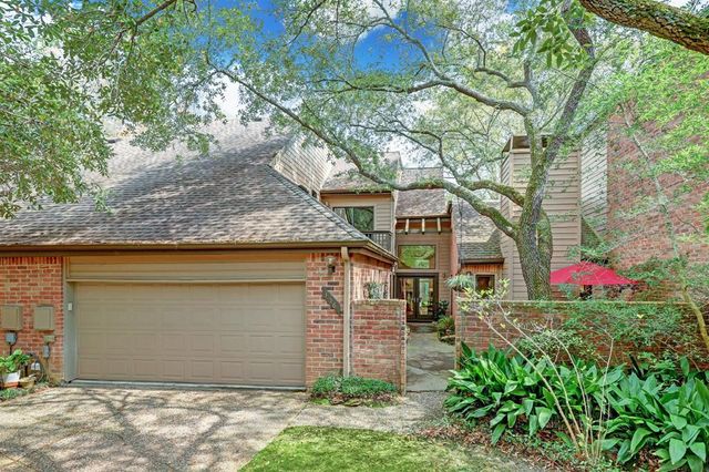 $695,000 | 336 Sugar Berry Circle | Memorial West