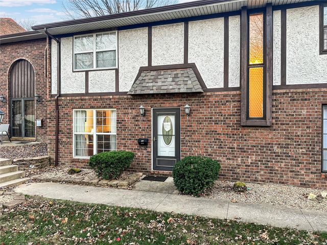 $95,000 | 1229 North 17th Street, Unit 16 | Belleville