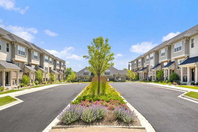 $2,812 | 21599 West Field Court, Unit 5113 | Deer Park