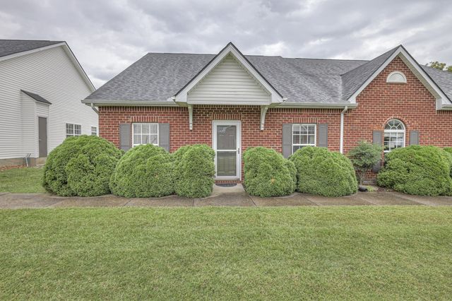 $1,900 | 1028 Briggs Lane | Spring Hill