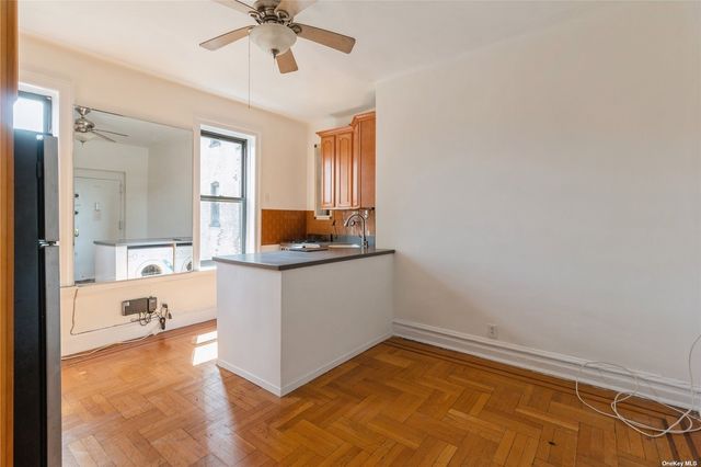 $385,000 | 35 Crown Street, Unit H4 | Crown Heights