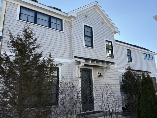 $3,900 | 350 Bradford Street, Unit 6 | Provincetown Center