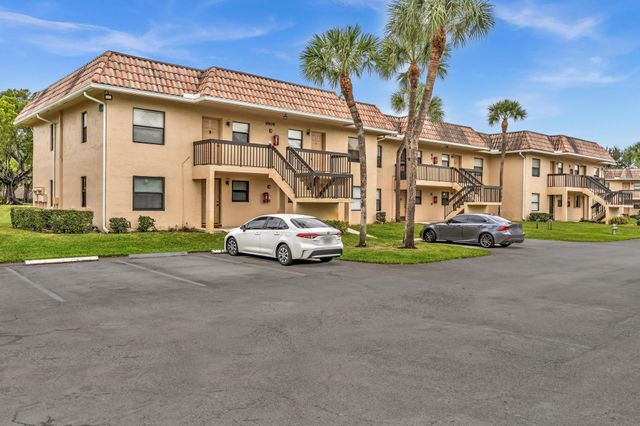 $2,250 | 6808 Palmetto Circle South, Unit 202 | Boca del Mar