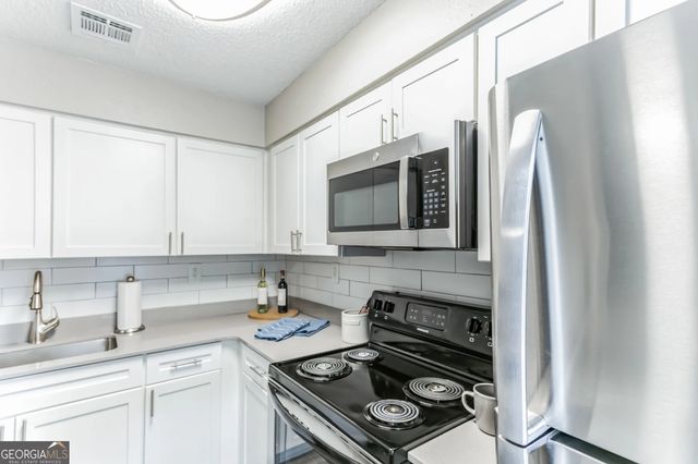 $1,248 | 1067 Pitts Road, Unit 1045A | Sandy Springs