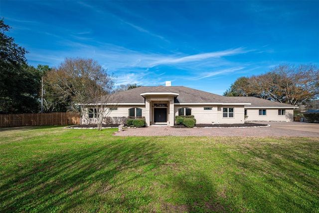 $1,275,000 | 25110 Pecan Lane