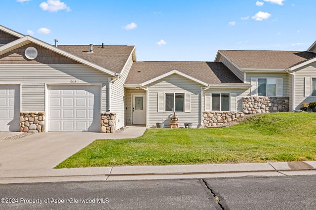 $320,000 | 113 Angelica Circle | Battlement Mesa