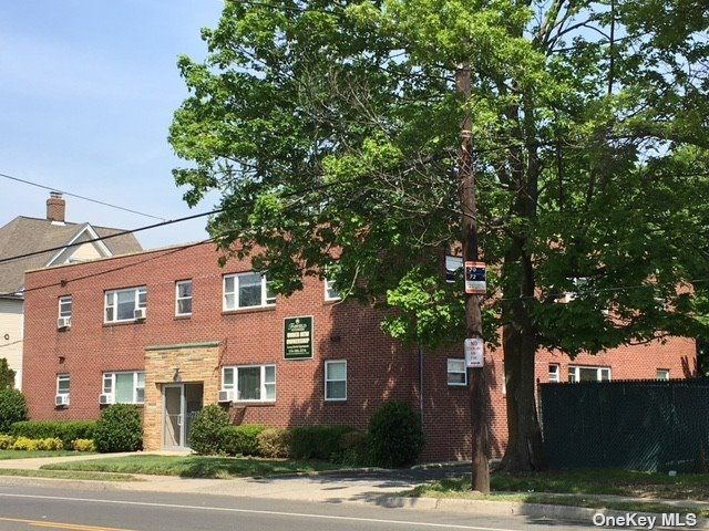 $2,310 | 717 Conklin Street, Unit 9 | Farmingdale Village