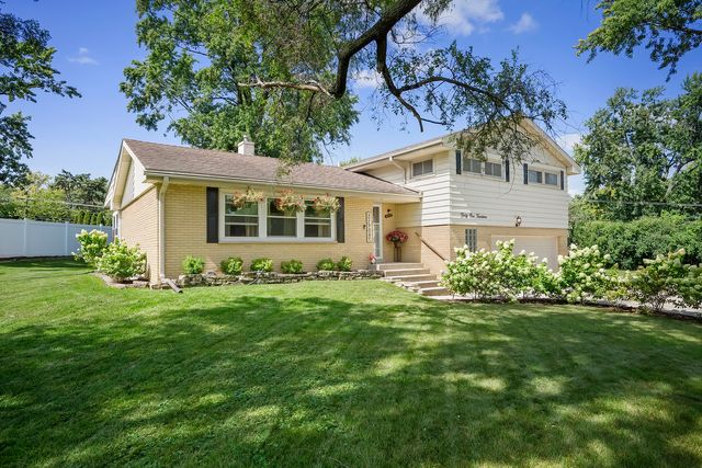 $599,000 | 4114 Downers Drive | Downers Grove