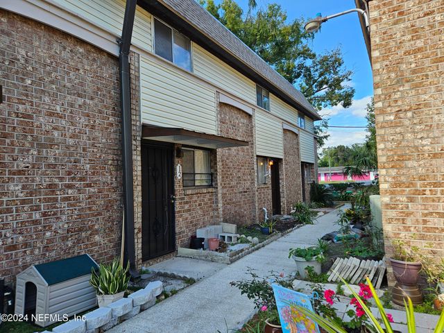 $1,187 | 1200 Bretta Street, Unit 10 | Arlington-Floral Bluff