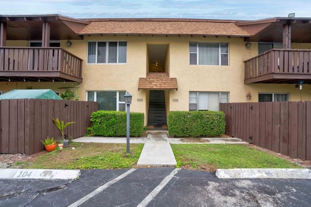 $270,000 | 312 Southwind Drive, Unit 202 | North Palm Beach