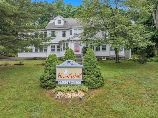 $895,000 | 1015 Pleasant Street | Worcester West Side