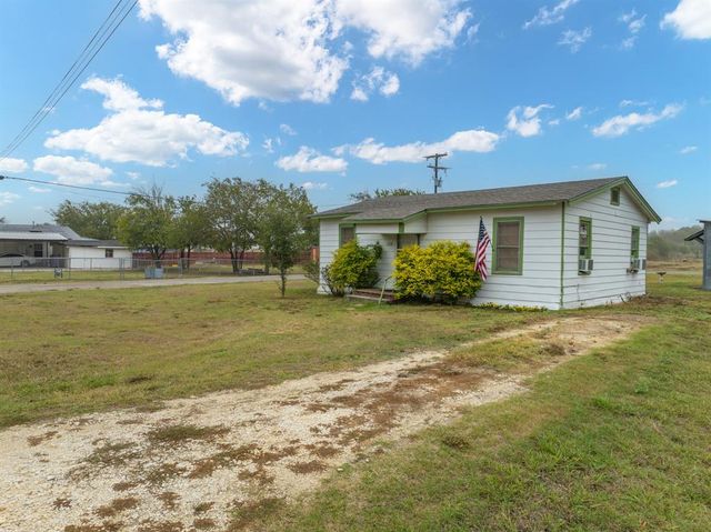 $130,000 | 108 Heflin Street | Frost