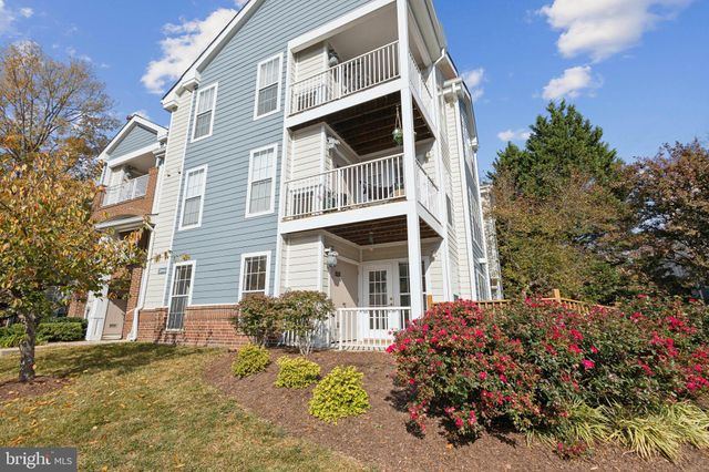 $359,900 | 20985 Timber Ridge Terrace, Unit 102 | Ashburn Farm