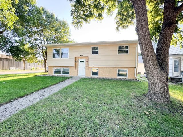 $184,500 | 203 South Estey Street | Luverne