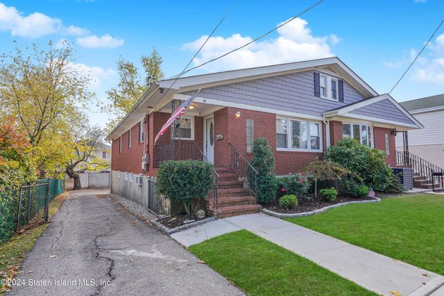 $688,000 | 44 Mildred Avenue | Travis-Chelsea