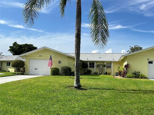 $325,500 | 6812 11th Avenue West, Unit 6812 | West Bradenton