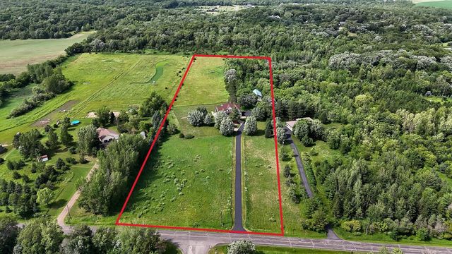 $1,290,000 | 2039 35th Street North | Le Sauk Township - Stearns County