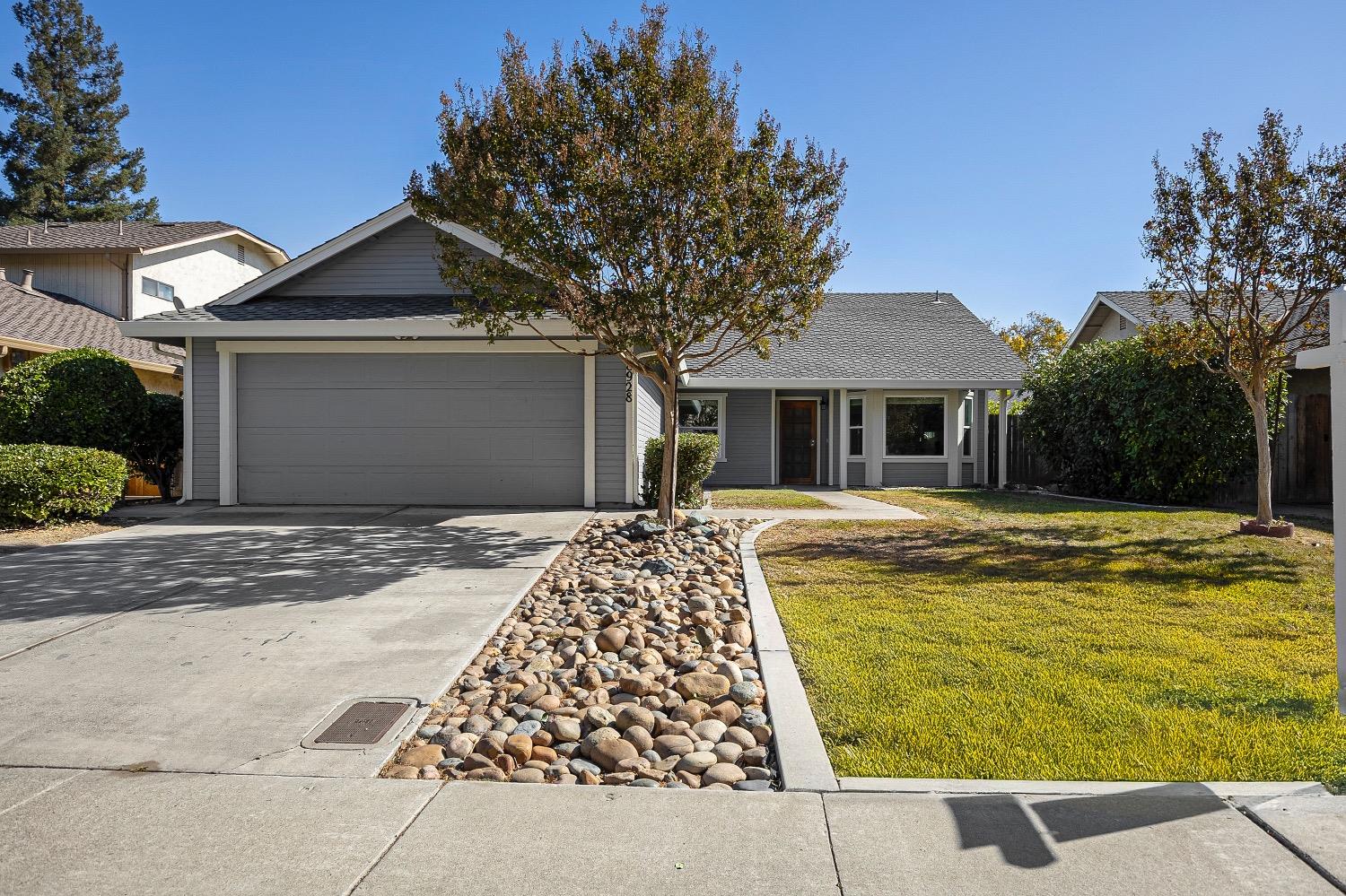 a front view of house with yard