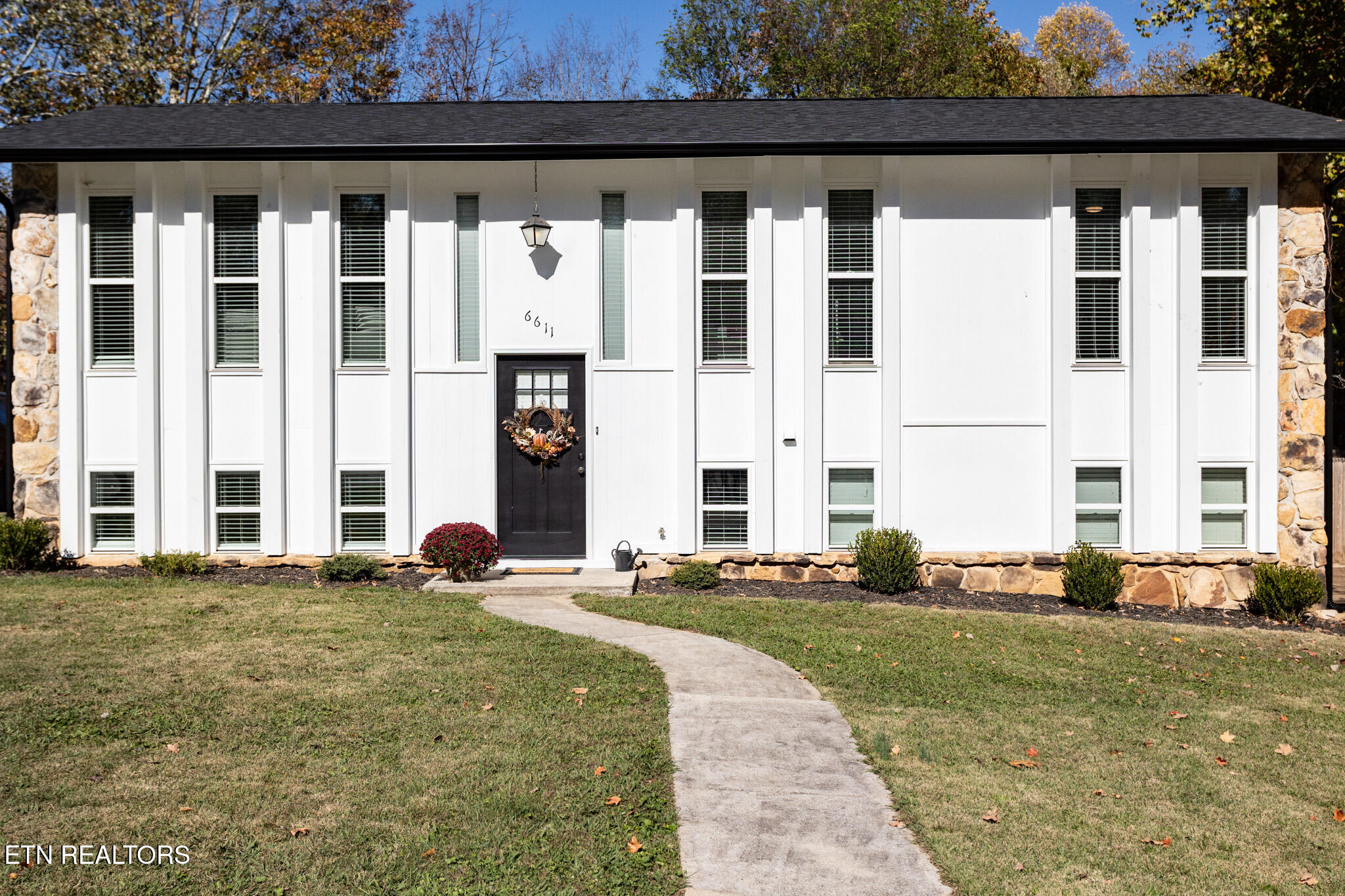 Trousdale House Front