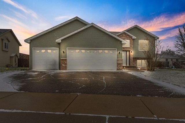 $350,000 | 1544 Timberdoodle Drive | St. Cloud