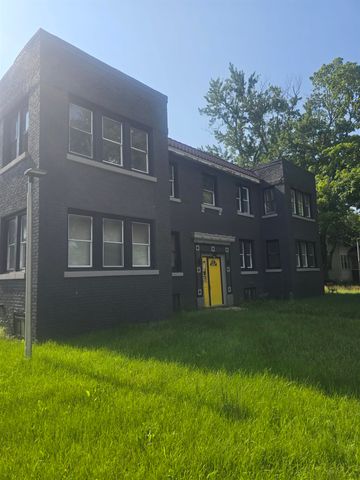 $825 | 2027 South 5th Street | South Sixth Street