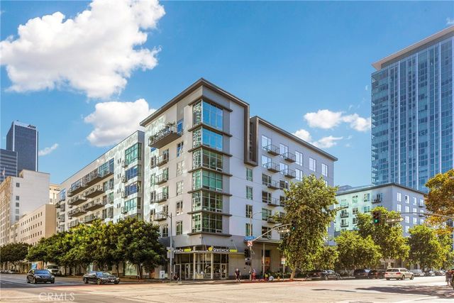 $2,600 | 645 West 9th Street, Unit 539 | Downtown Los Angeles