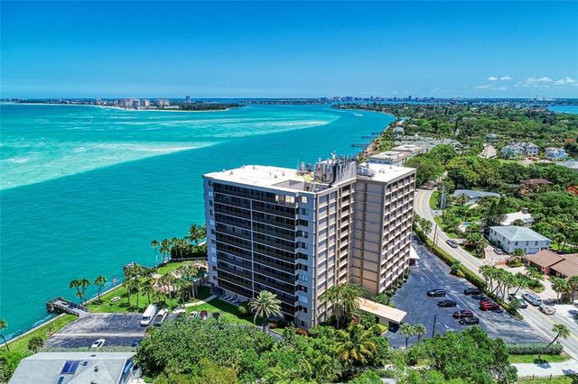 $825,000 | 4822 Ocean Boulevard, Unit 2A | Siesta Key